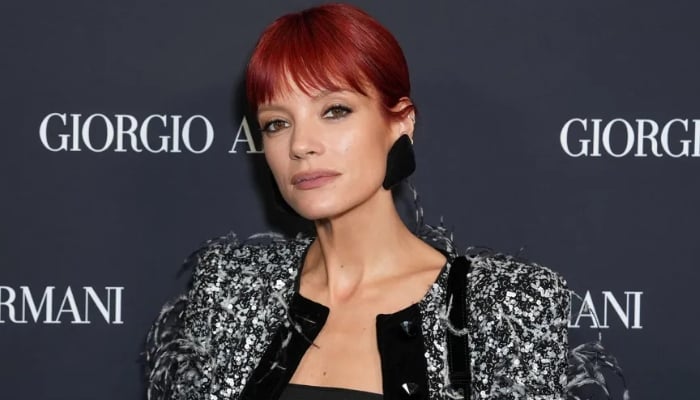 Photo: Lily Allen compares Liam Gallagher's performance to Lady Gagas' shows
