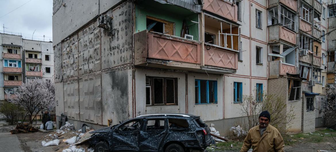 Attacks on Ukraine continue to intensify and devastate civilian infrastructure.