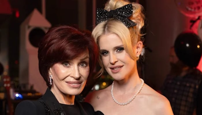 Photo: Sharon Osbourne and daughter Kelly say goodbye to another family member after Ozzy's death