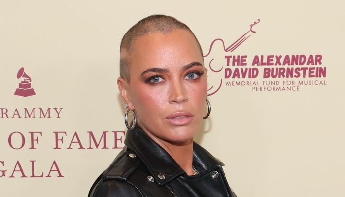 Teddi Mellencamp throws a bomb on his cancer
