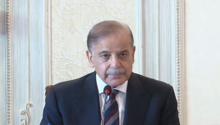Prime Minister Shehbaz Sharif addresses cabinet meeting on October 9, 2025. – YouTube/PakGazette News/screengram