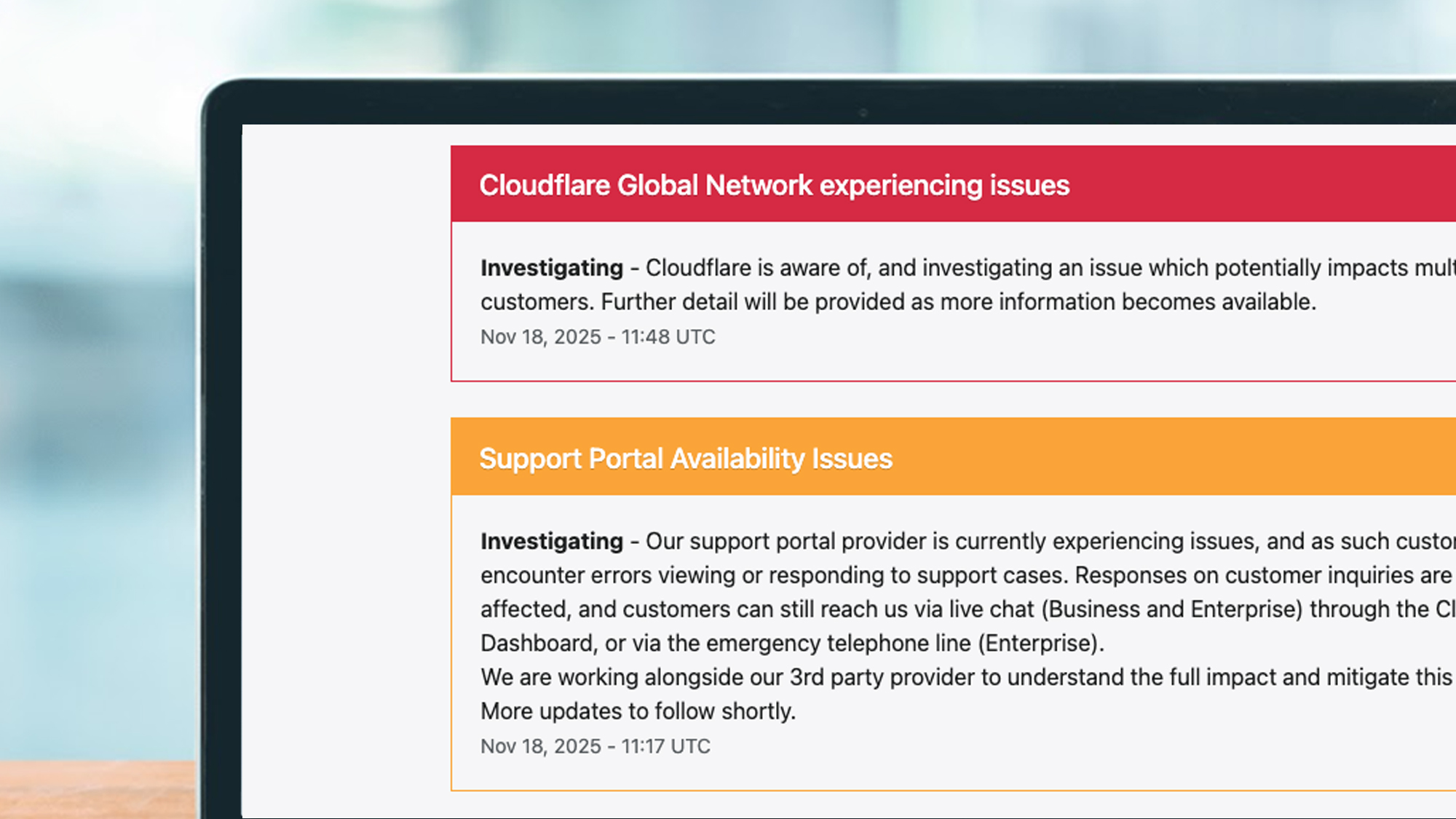 Laptop screen showing Cloudflare outage