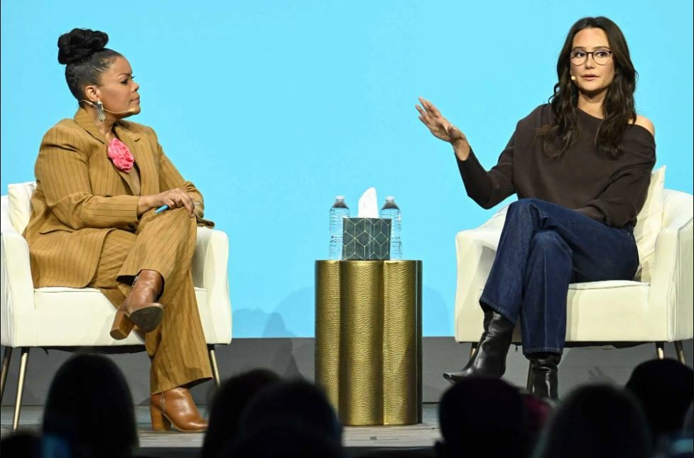 Bruce Willis' Family Finds Christmas Joy Amid Dementia Journey