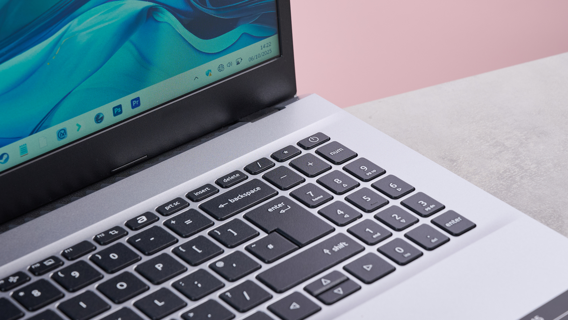 Close-up of the right side of the keyboard on Acer Aspire Go 15 showing the numeric keypad