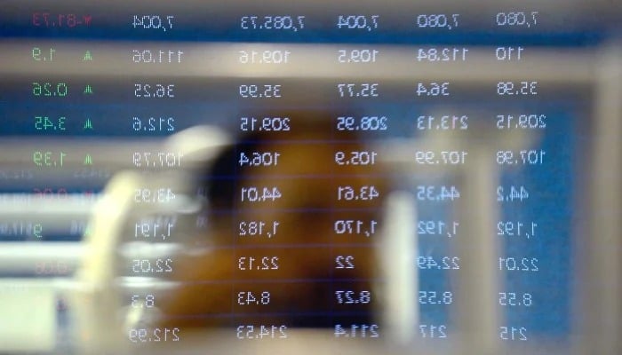 Brokers are busy trading at the Pakistan Stock Exchange (PSX) in Karachi on Wednesday, June 4, 2025. – PPI