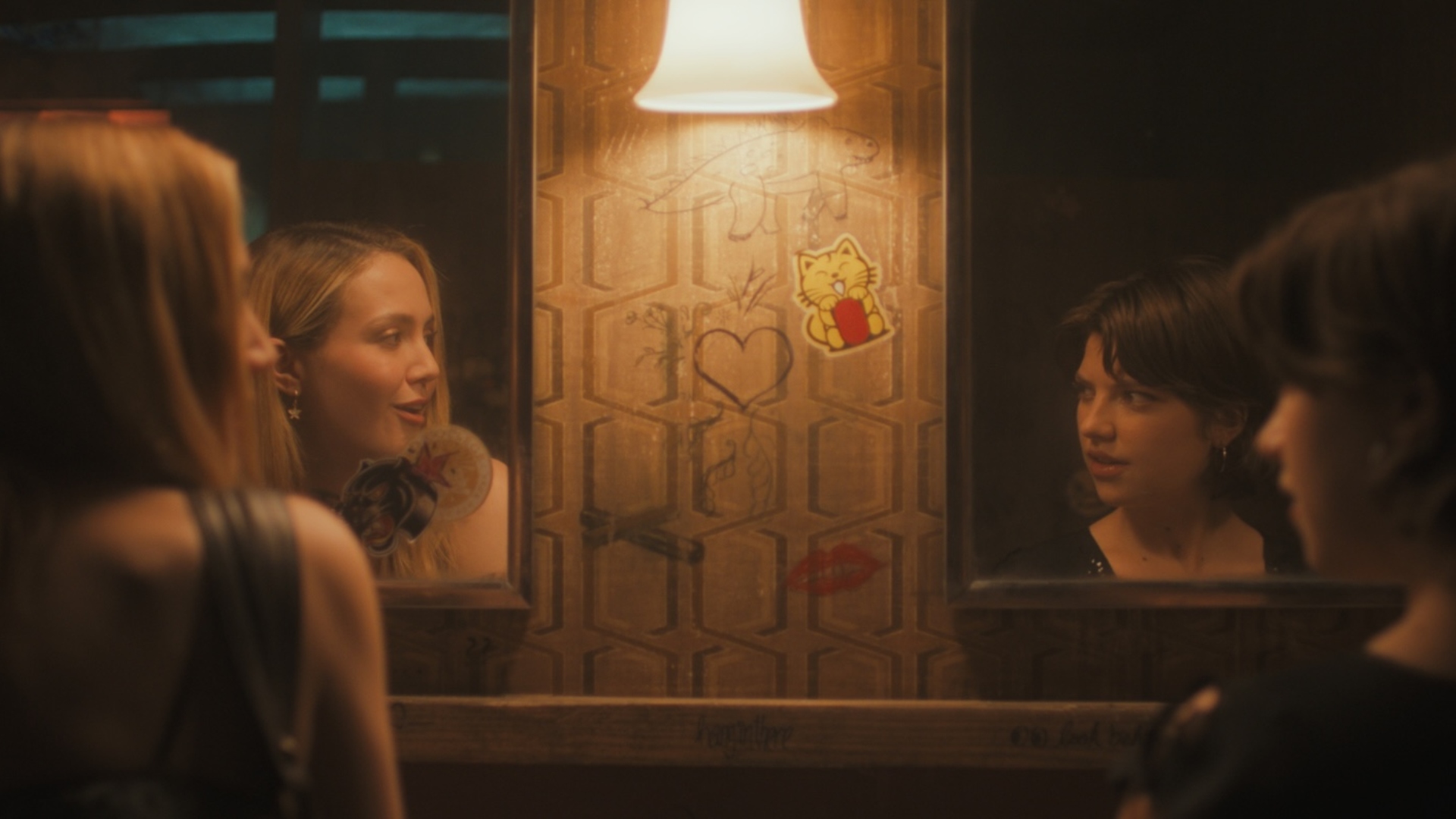 Iris Apatow and Catherine Missal in Tell Me Lies season 3