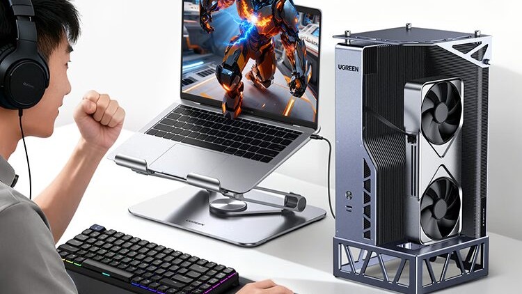 UGreen eGPU Base Lifestyle Image