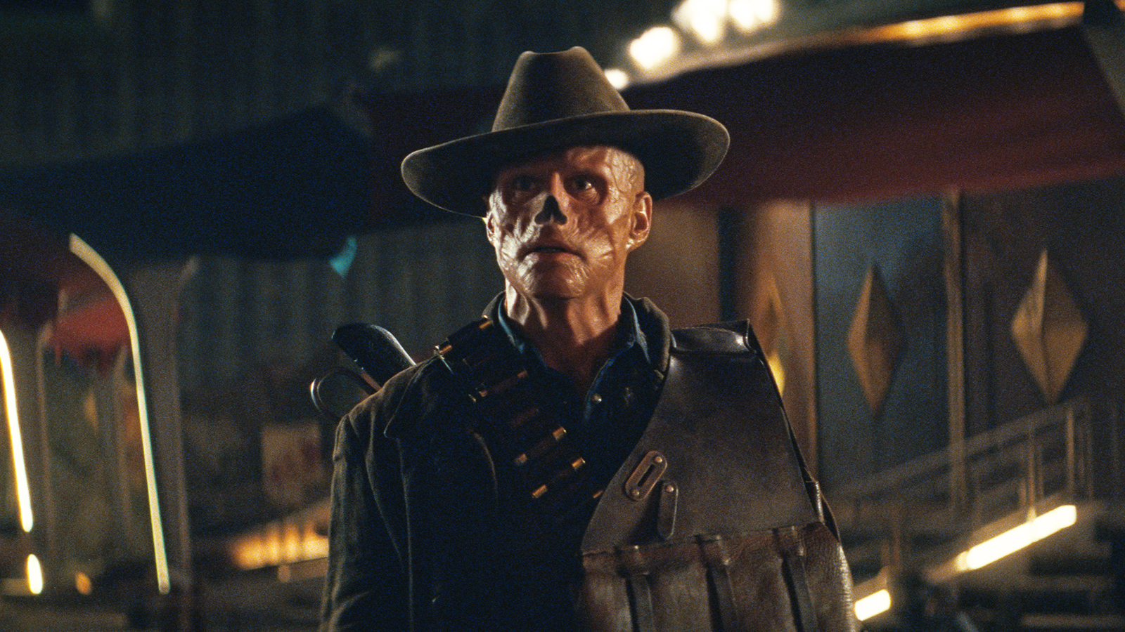 The Ghoul seems a little worried at night in Fallout Season 2 Episode 4.