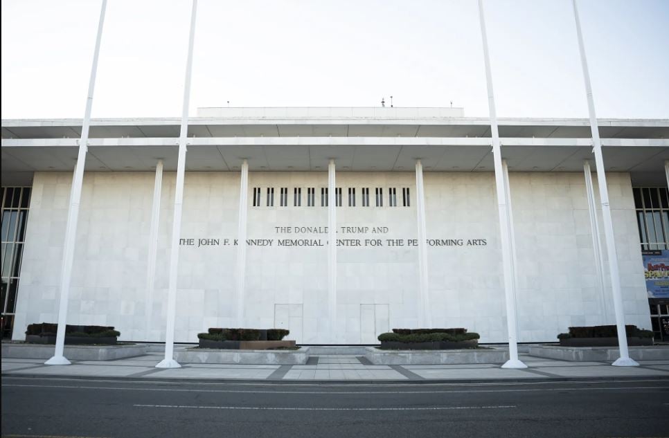 The evil composer walks away from the Kennedy Center: this is why