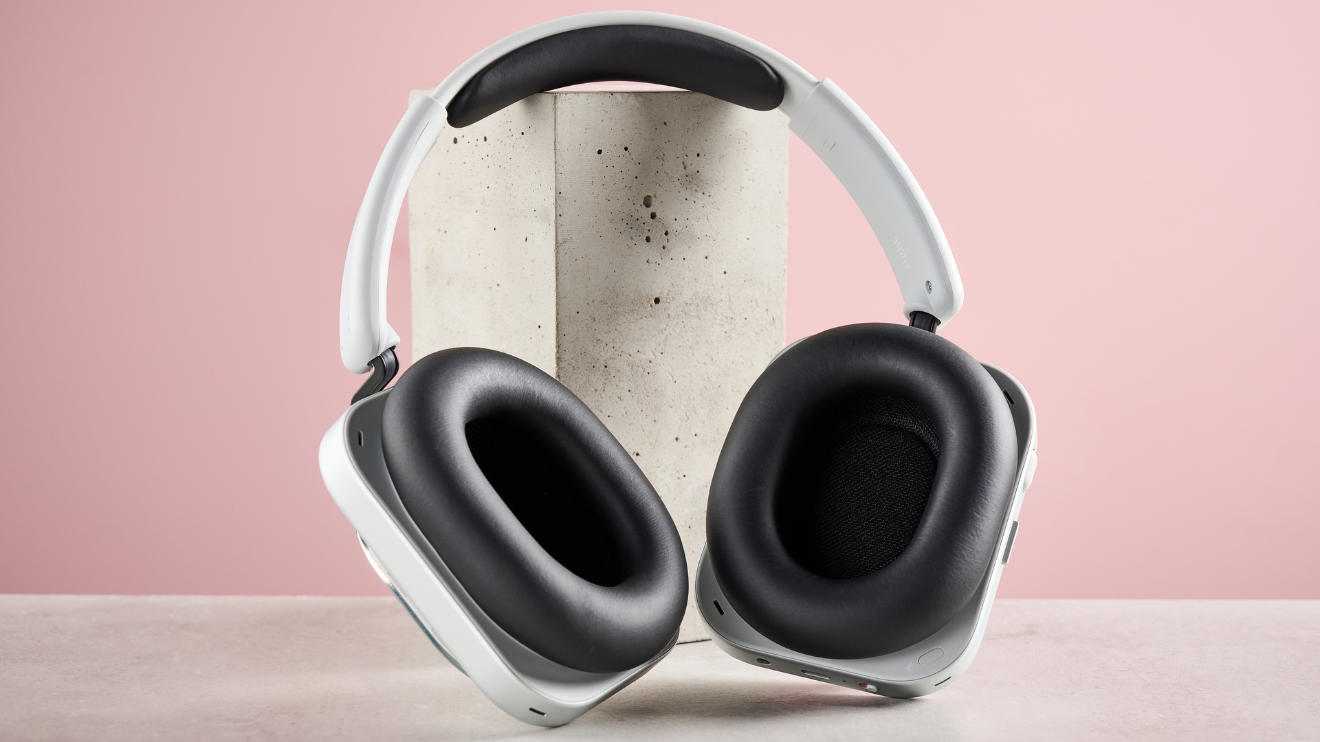 The Nothing Headphone (1) showing the ear pads and headband