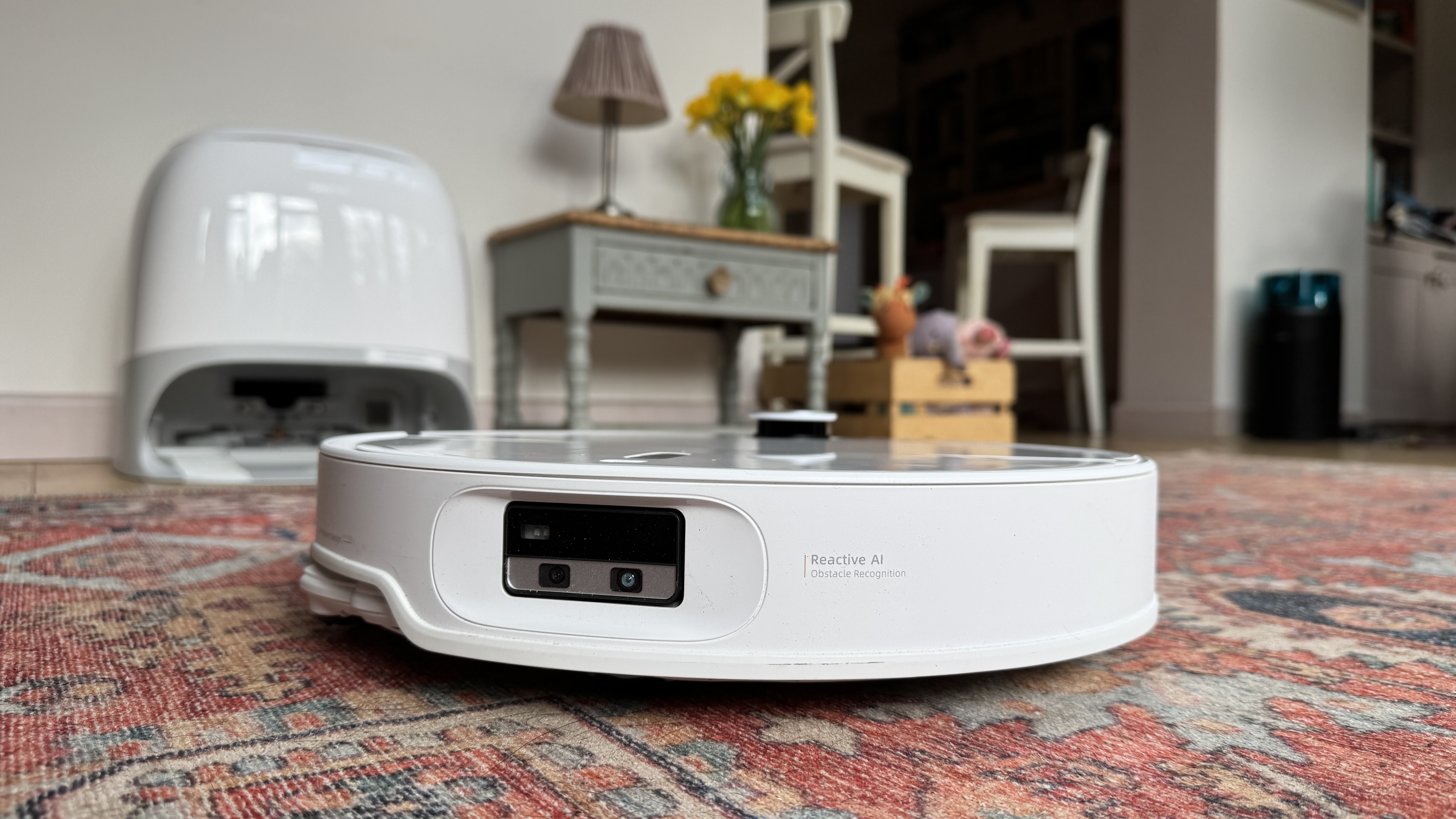 Roborock Qrevo Curv 2 Pro robot vacuum cleaner at the reviewer's house
