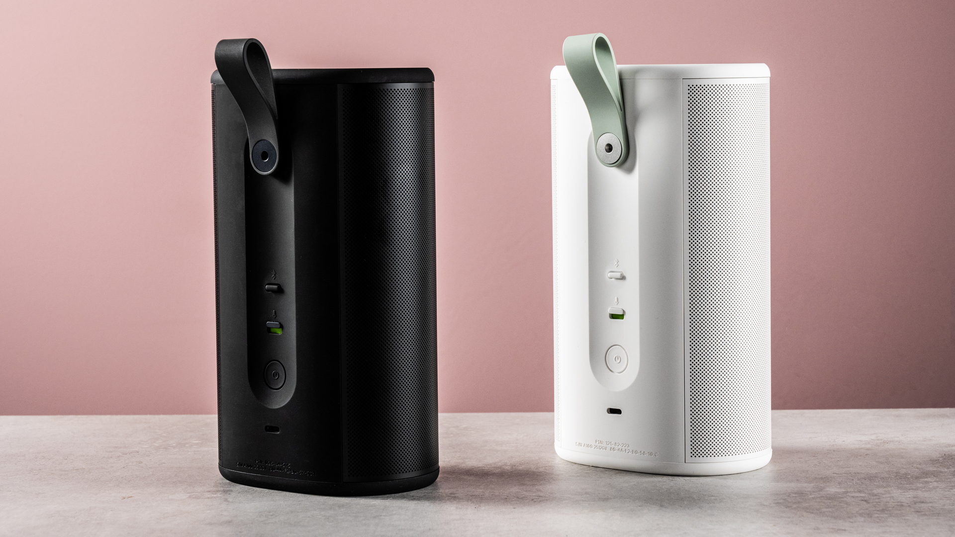 The Sonos Play speaker in black and white, showing the back of the devices