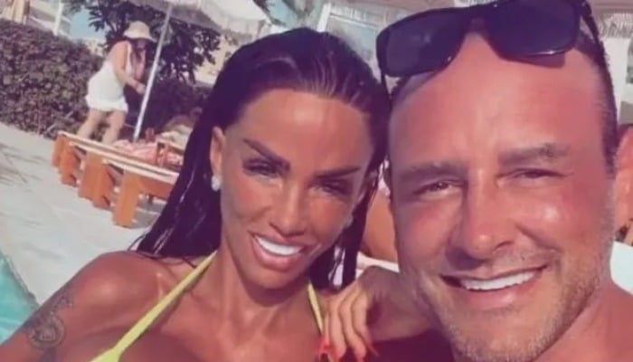 It comes as Lee has also been accused of taking £5,000 from a vulnerable woman in another alleged scam.