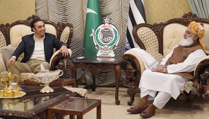 PPP Chairman Bilawal Bhutto Zardari (L) meets JUI-F Supremo Maulana Fazlur Rehman in Islamabad on September 16, 2024. – X/@MediaCellPPP