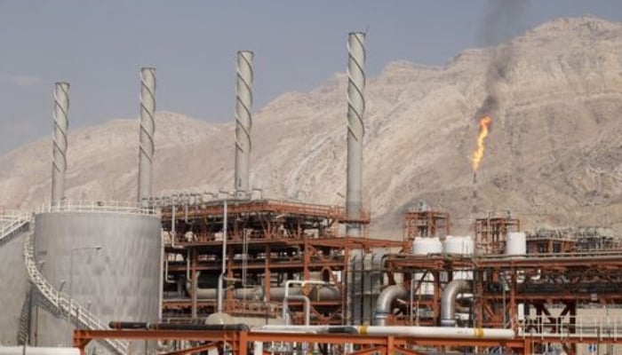 A general view shows a unit of the South Pars Gas field at the seaport of Asalouyeh, northern Persian Gulf, Iran, November 19, 2015. - Reuters