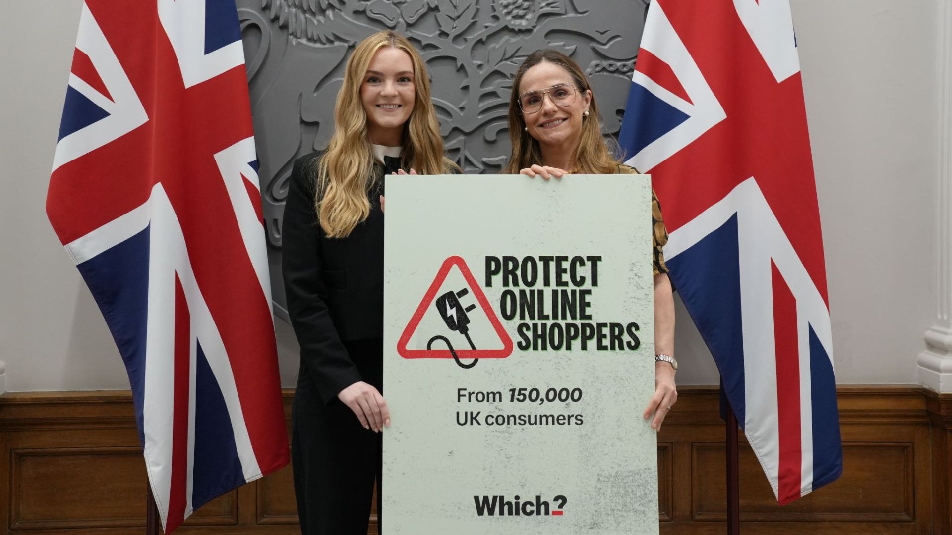 Kate Dearden MP (left) and Rocío Concha, head of policy and advocacy at Which? (right) &ndash; Petition to protect online shoppers