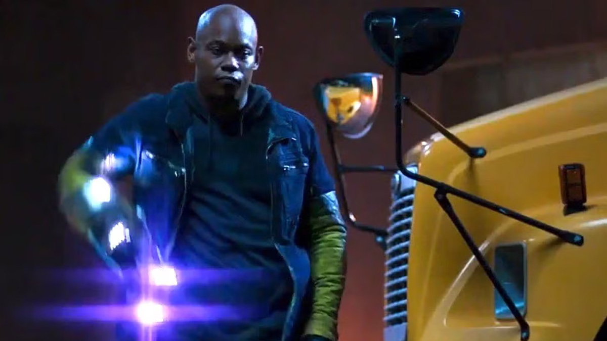 Bokeem Woodbine's Shocker carrying one of his gauntlets in Spider-Man: Homecoming